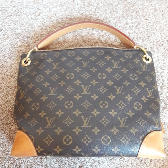 TRADED ❤️ Louis vuitton Berri PM - Picture 3 of 16